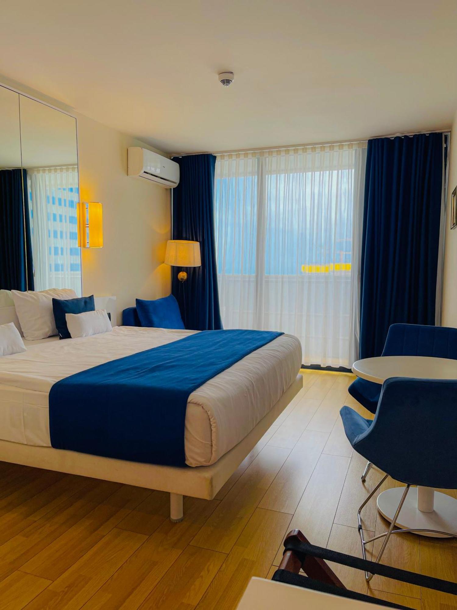 Batumi High View Hotel Exterior photo