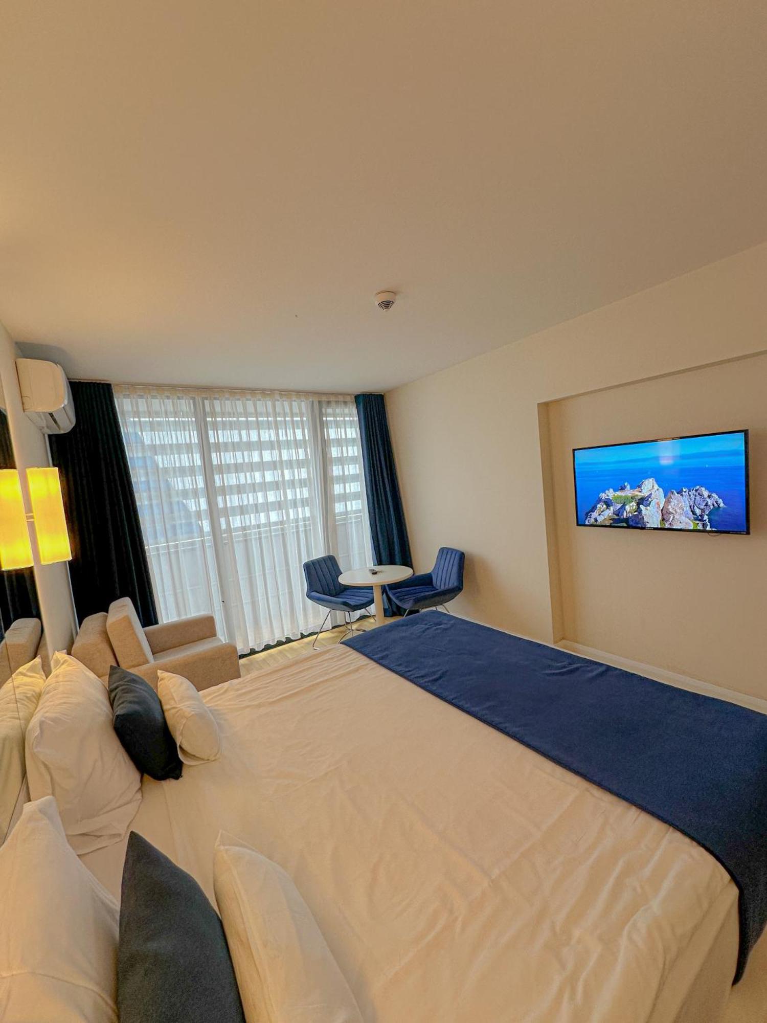 Batumi High View Hotel Exterior photo