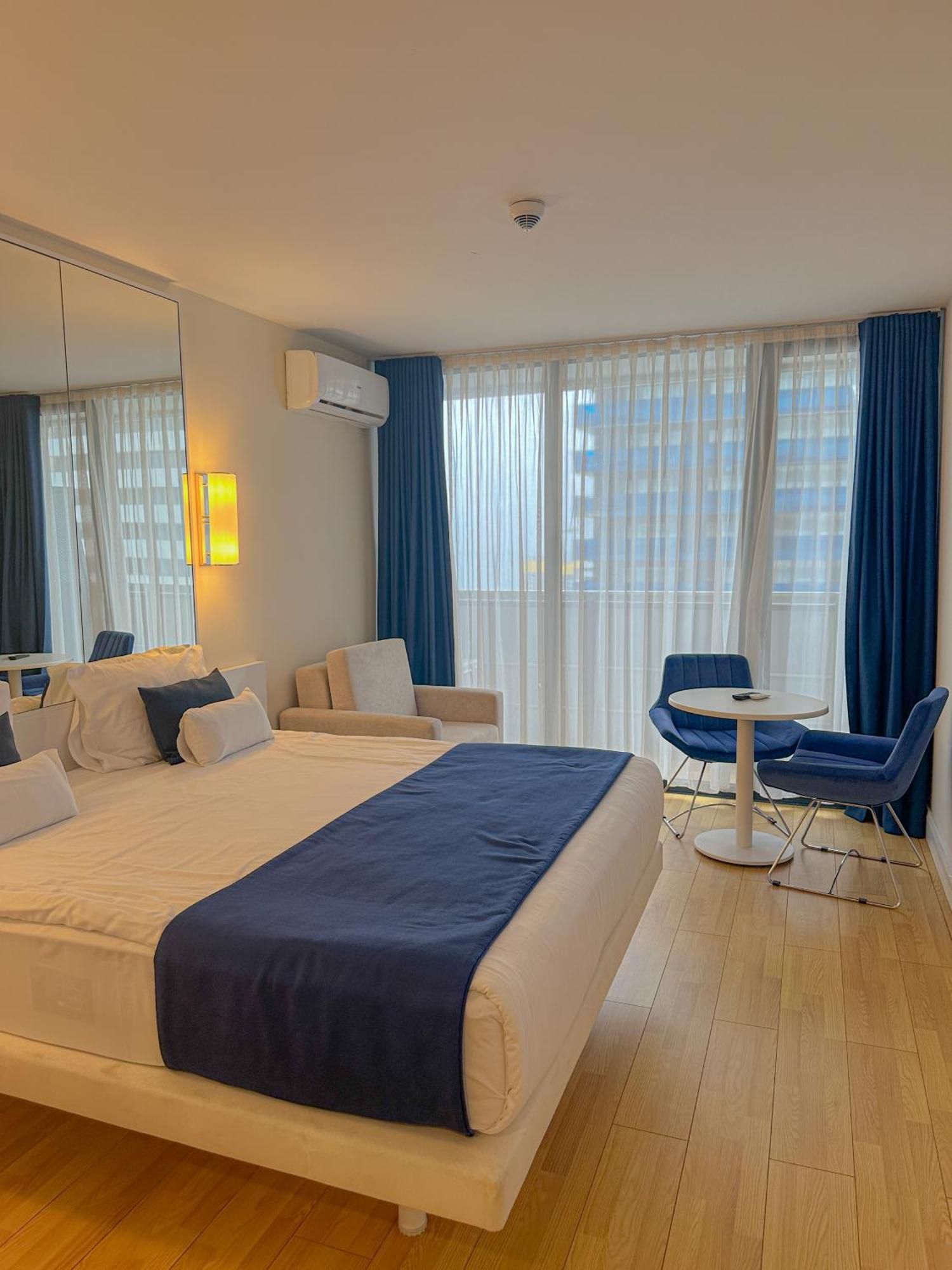 Batumi High View Hotel Exterior photo