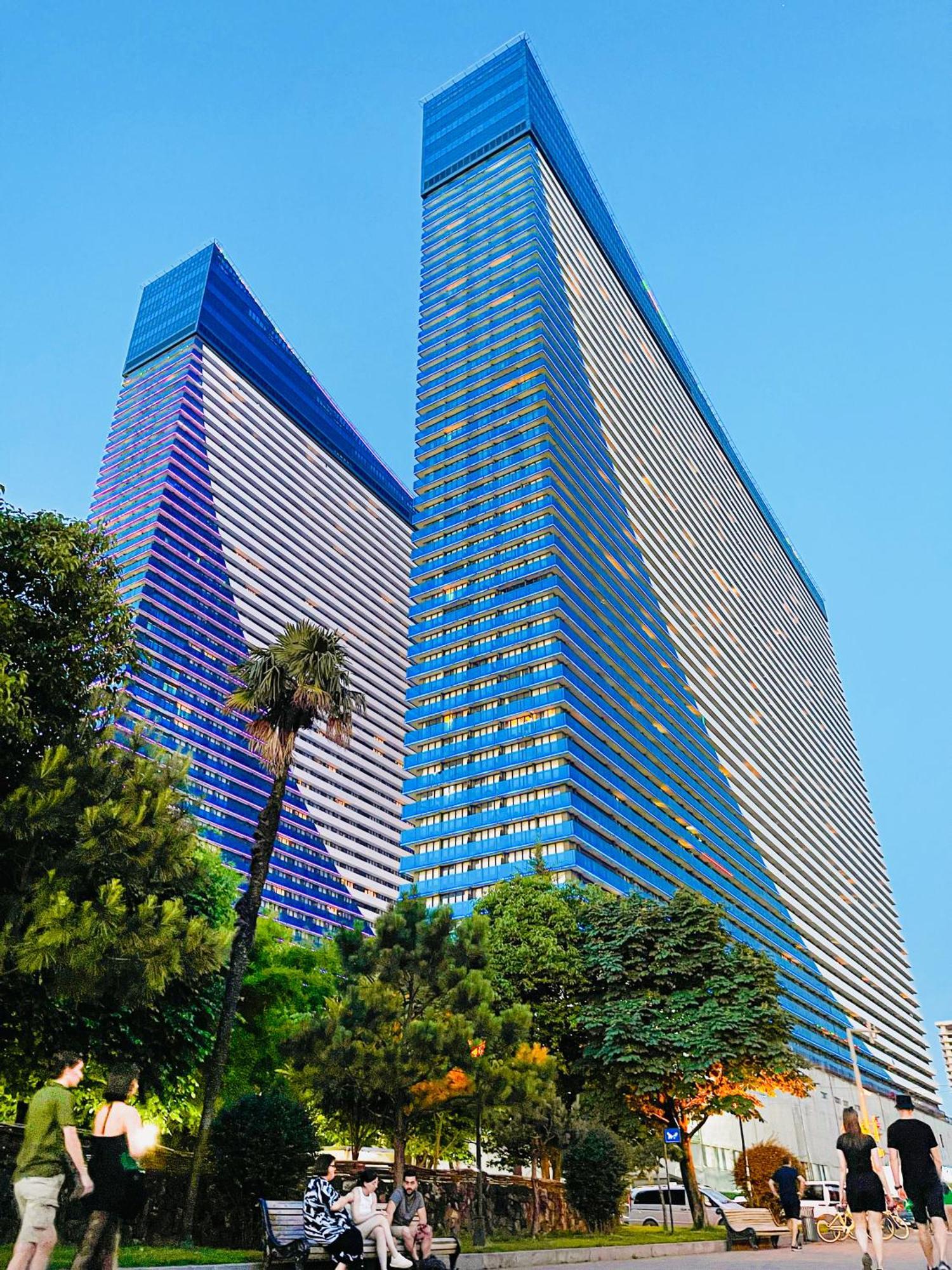 Batumi High View Hotel Exterior photo